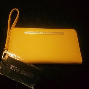 Steve Madden wallet